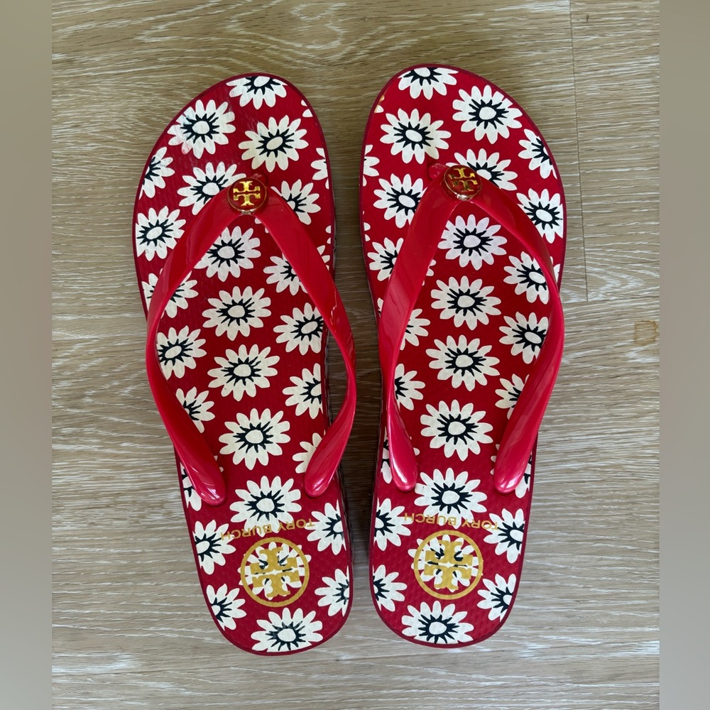 Tory Burch Women’s Red Floral Daisy Platform Flip Flops - Size 10